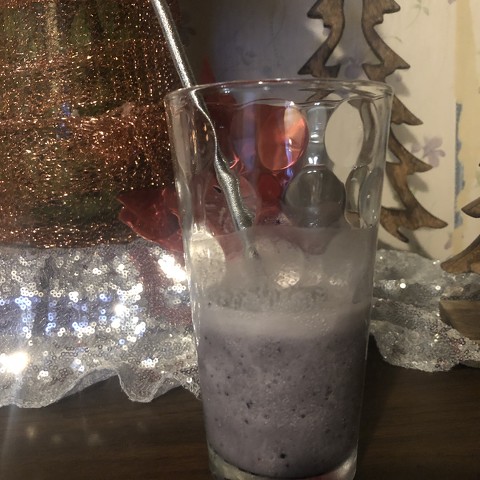 Blueberry Banana Matcha Smoothie