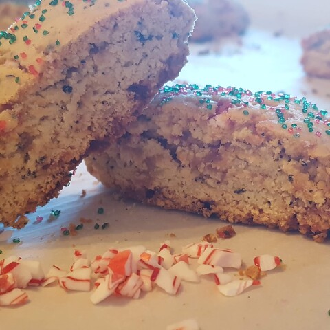 Candy cane biscotti