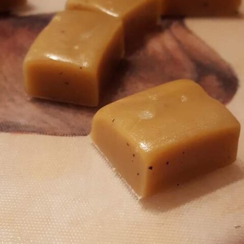Hazelnut caramels