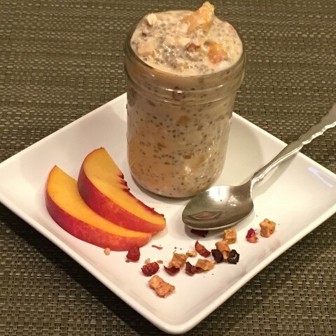 Peaches & Cream Overnight Oats