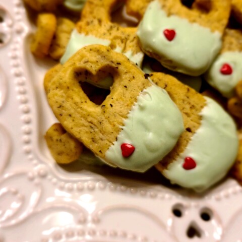 Merry Grinchy Minty Cookies