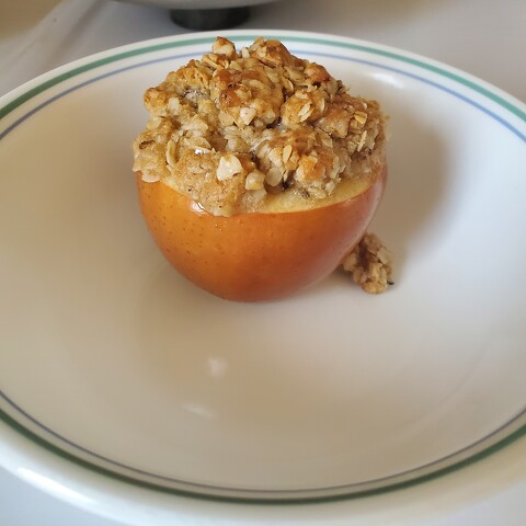 Pumpkin chai baked apples