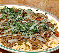 Creamy Mushroom Pasta (vegan)